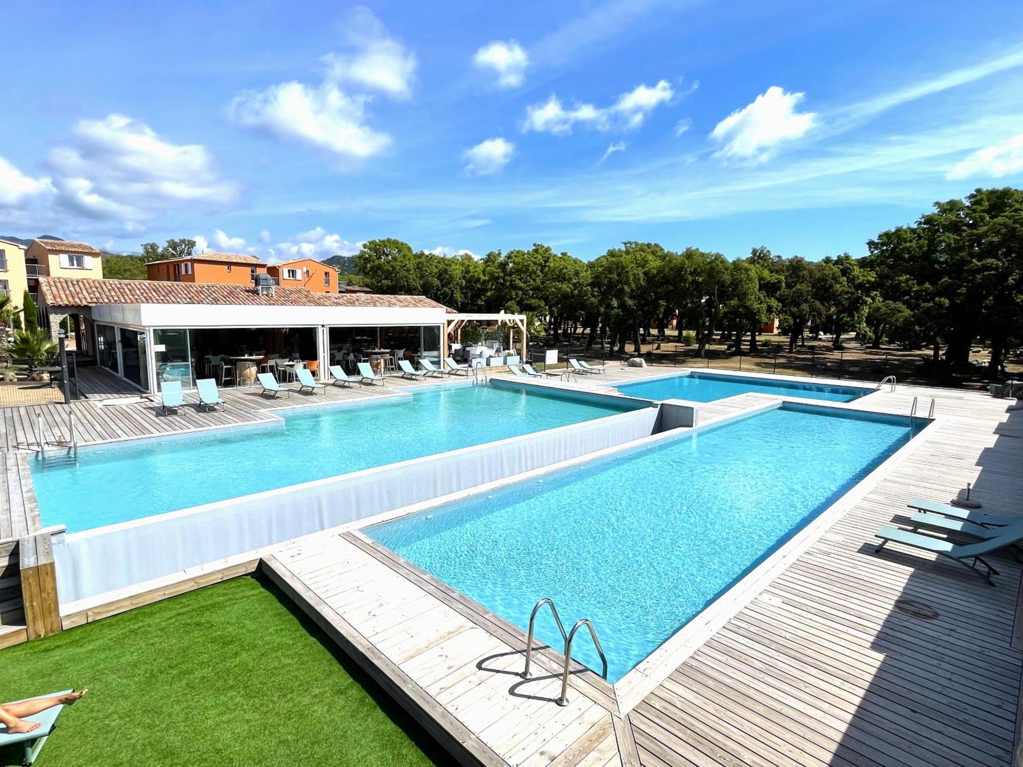 Residence Hoteliere Les Hameaux De Saint Cyprien 25 M2 Lecci Eksteriør billede