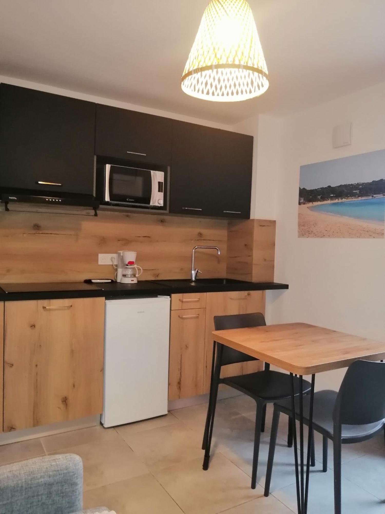 Residence Hoteliere Les Hameaux De Saint Cyprien 25 M2 Lecci Eksteriør billede
