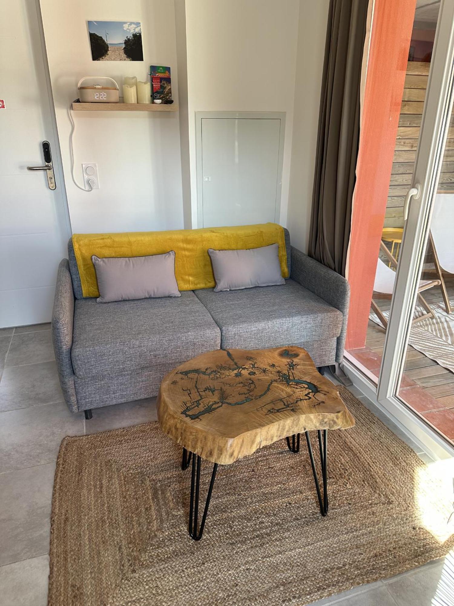 Residence Hoteliere Les Hameaux De Saint Cyprien 25 M2 Lecci Eksteriør billede