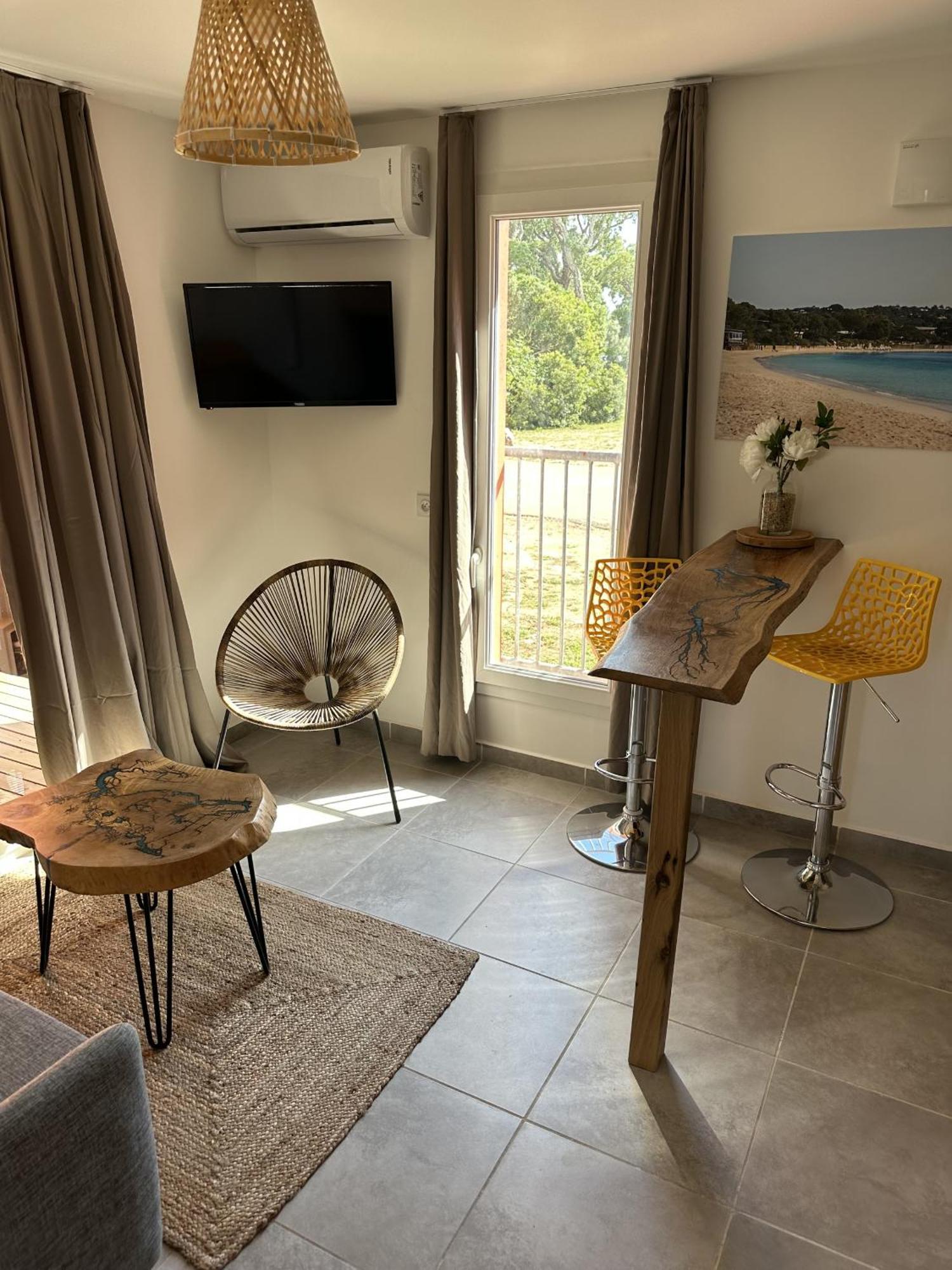 Residence Hoteliere Les Hameaux De Saint Cyprien 25 M2 Lecci Eksteriør billede